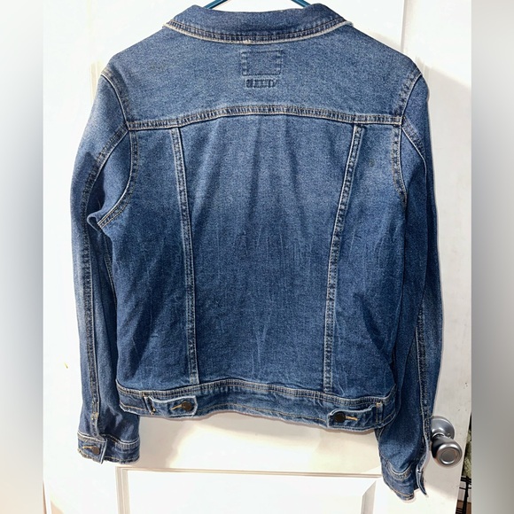 Dark wash jean jacket - Picture 2 of 2